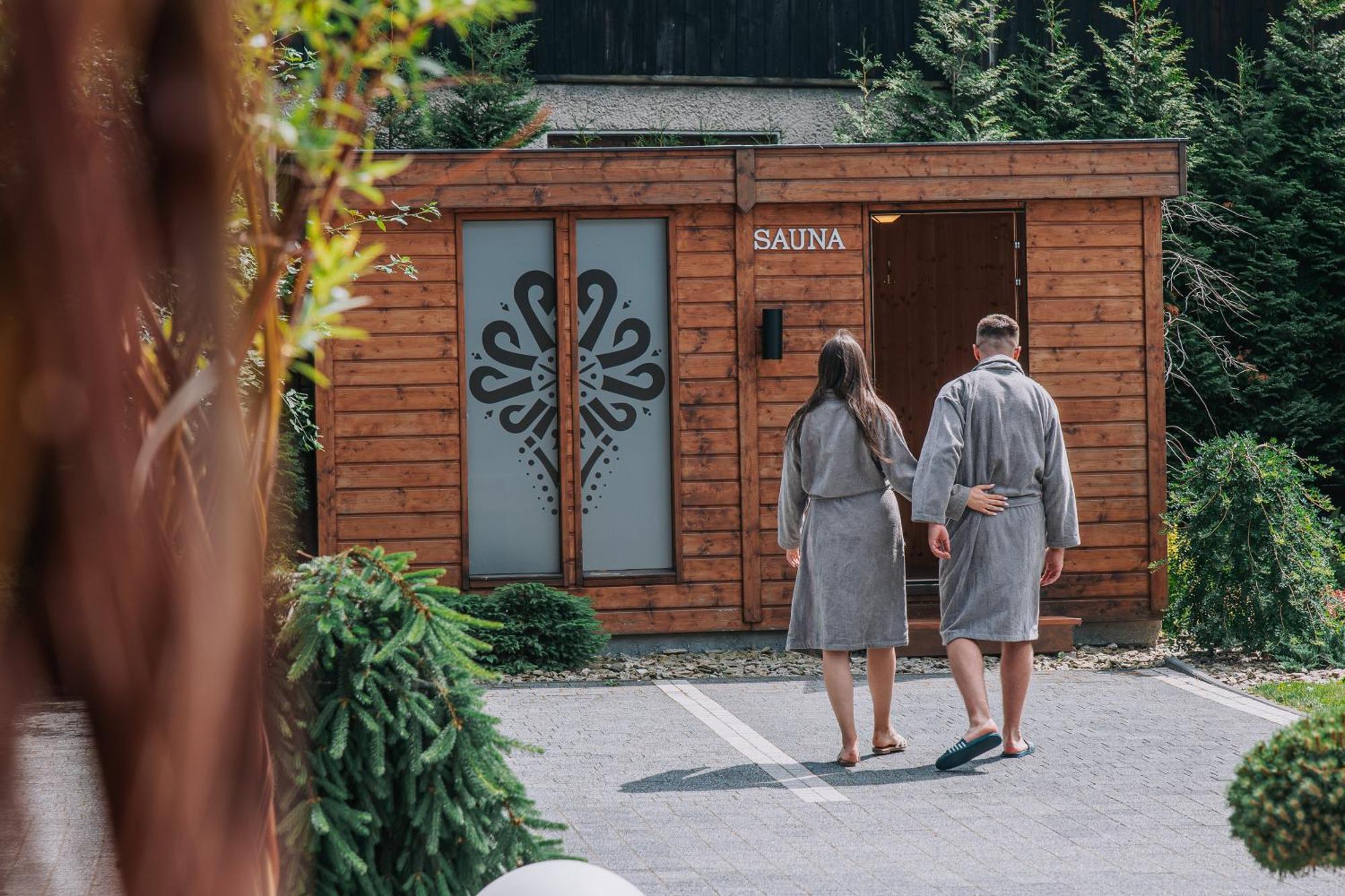 Apartamenty Grand Tatry - Sauna I Jacuzzi Wliczone W Cene Pobytu - 10 Minut Pieszo Od Term Bania 비아우카 타트르잔스카 외부 사진